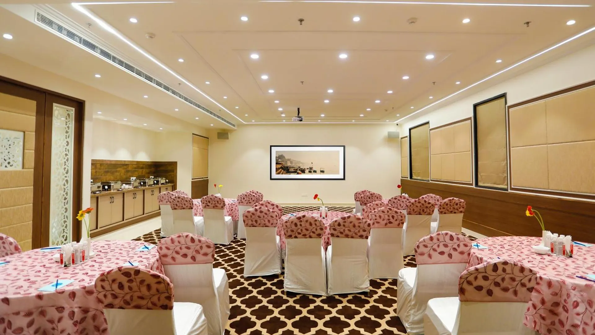 Hotel Dolphin International Varanasi Índia